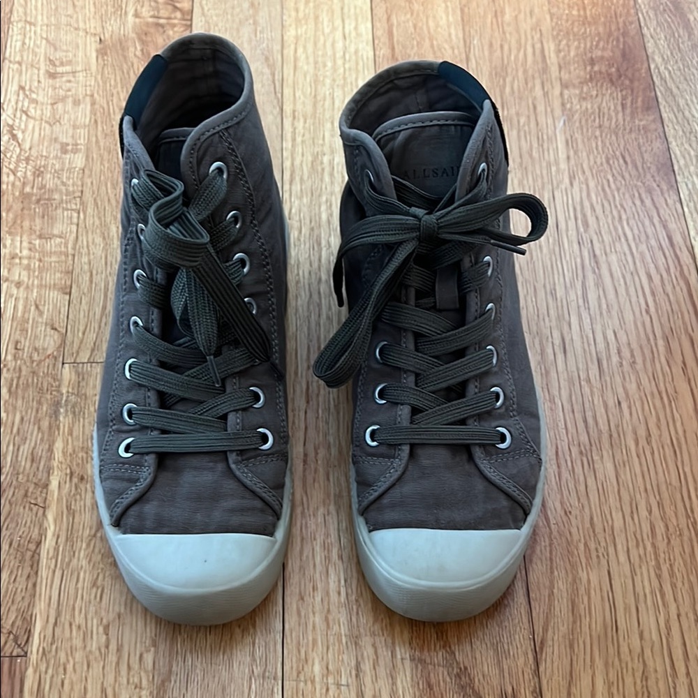 Gray High-Top Sneakers with White Soles